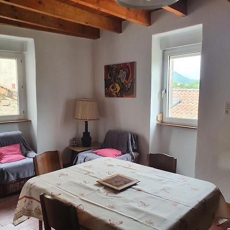 Gites 4 A 5 Personnes Saint-Rome-de-Tarn Exterior photo